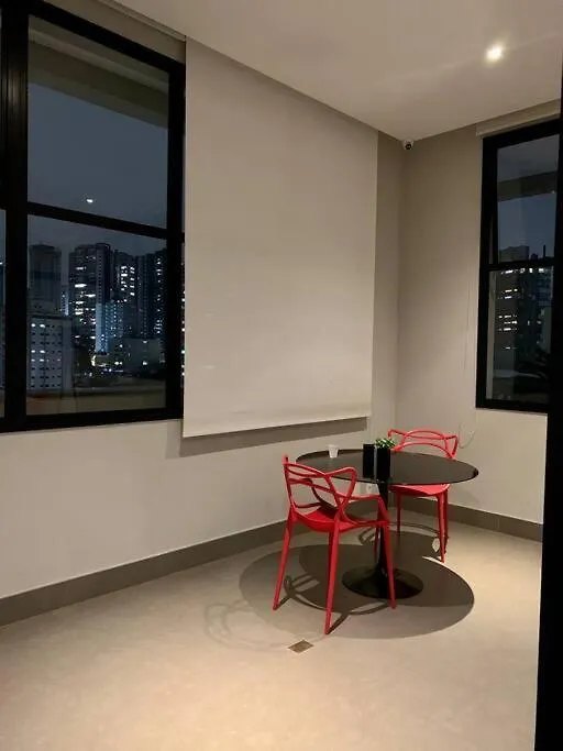 Studio Moderno Proximo A Av Paulista Com Garagem Sao Paulo Apartment